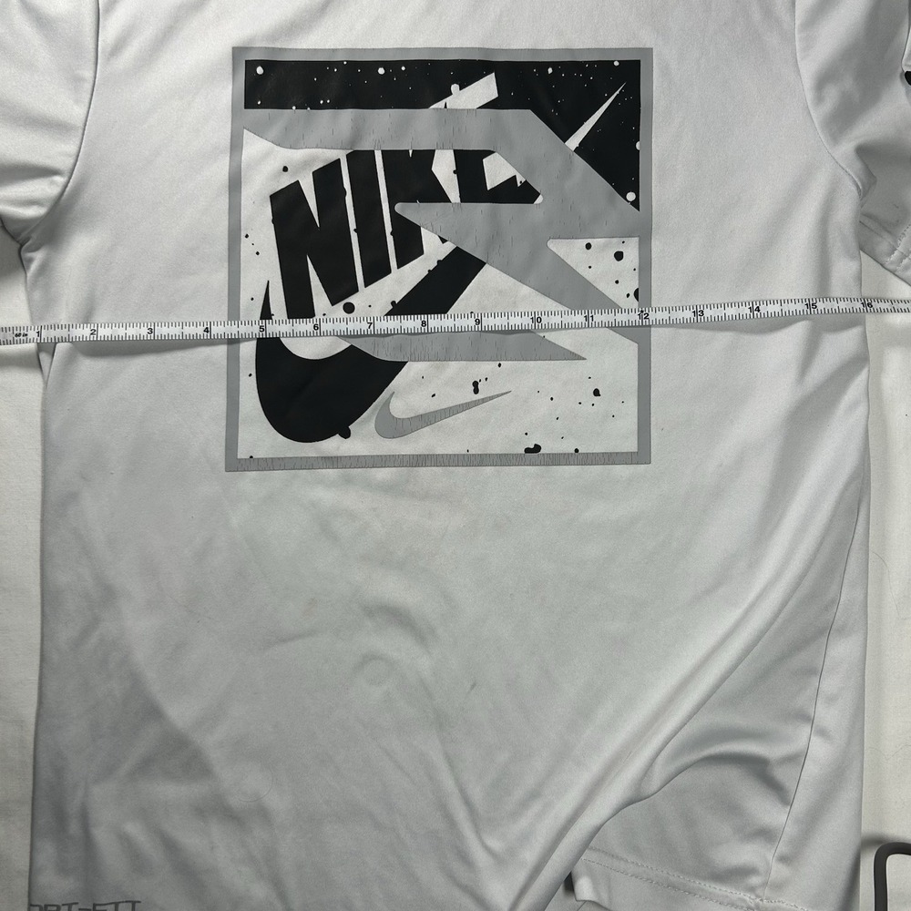 Nike Tek Gear Boys Graphic T-Shirt Lot 4pc Dinosaur Alien Soccer Multi Size M - Picture 16 of 16